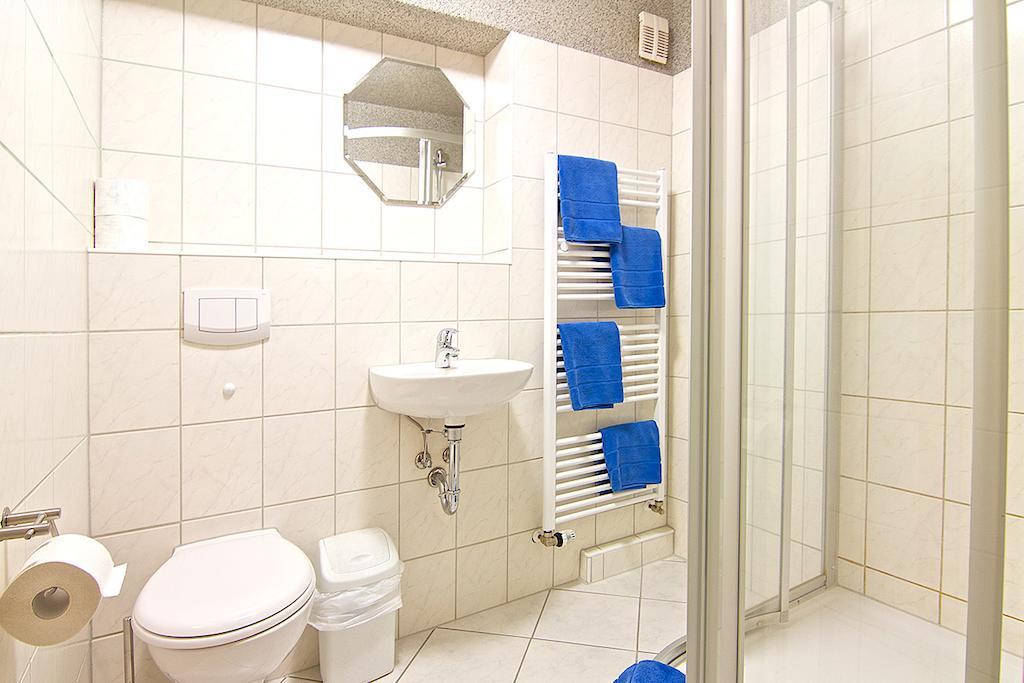 Hotel Schoenfeld BRE Room photo