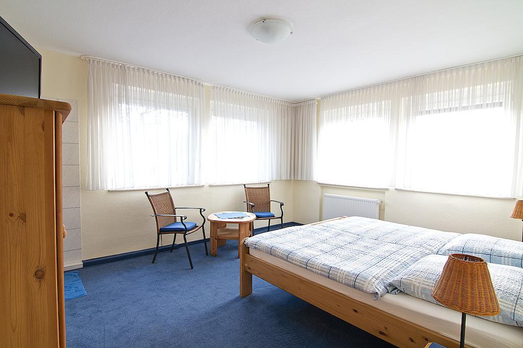 Hotel Schoenfeld BRE Room photo